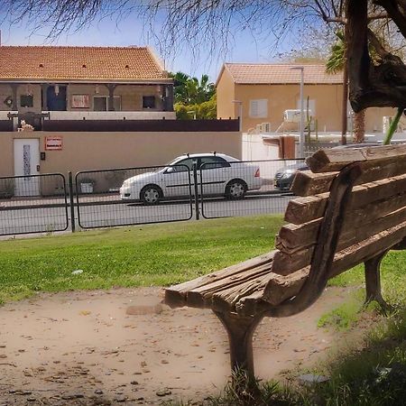 Отель Mali Country Hospitality Эйлат Экстерьер фото