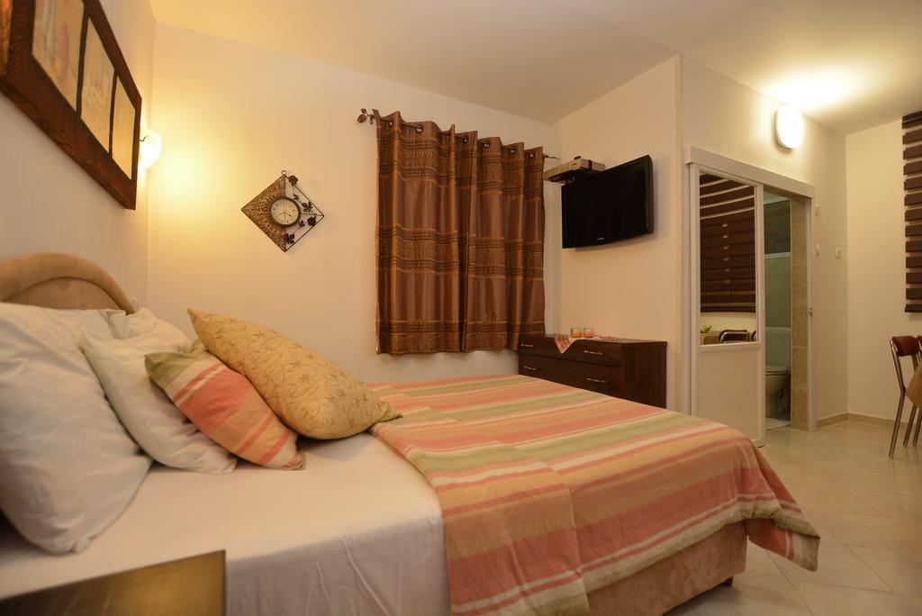 Отель Mali Country Hospitality Эйлат Экстерьер фото